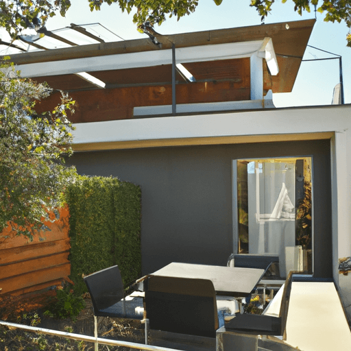 How Homeowners in Los Angeles, CA Can Save Over $10,000 with Solar Energy